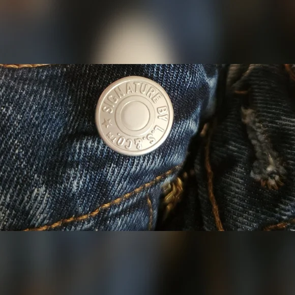 Levi's 647 Women's Jeans Signature Regular Taper - Picture 11 of 12